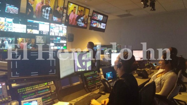 La hondureña Carolina Murillo destaca como productora de la cadena Univisión