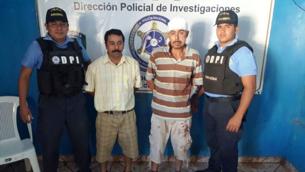 Capturan a dos hermanos que atacaron a machetazos a miembros de una familia