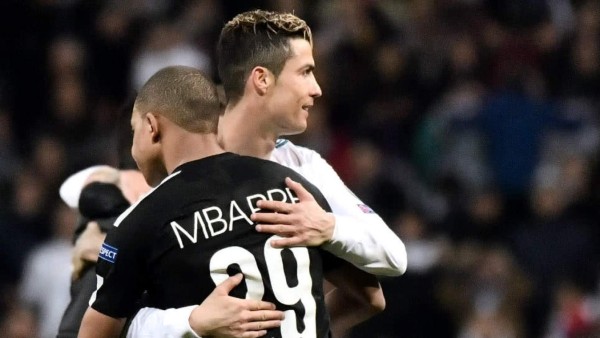 ¿Mbappé, deslumbrado o deslumbrante ante su ídolo Ronaldo?&nbsp;&nbsp;