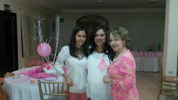 Reunión prenatal para Paulina Tinoco