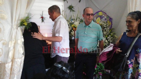 FOTOS: Entre dolor y llanto velan a Marcial Martínez, dirigente nacionalista