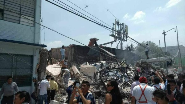 Hondureño comparte dramáticas fotos del sismo de 7.1 en México