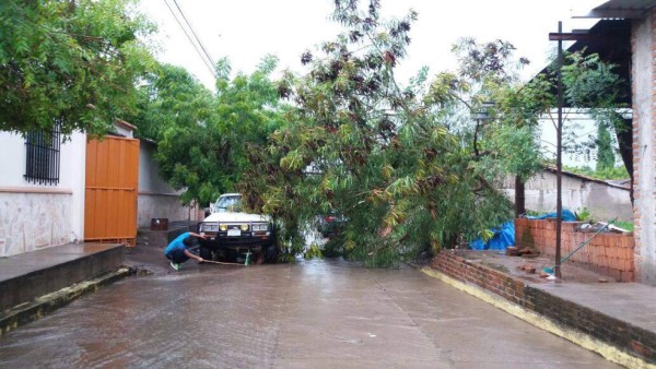 Alerta roja en ciudad de Choluteca por fuertes lluvias
