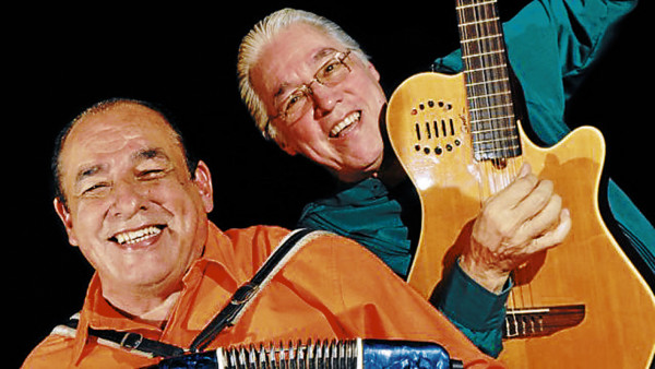 Homenaje al cantautor Carlos Mejía Godoy