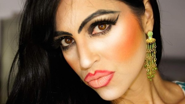 Lo que nunca debe hacer a la hora de maquillarse