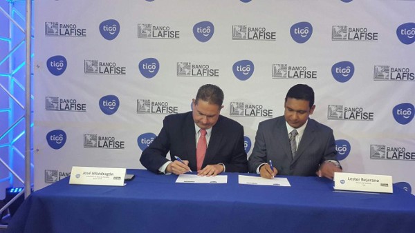 Adquiera recargas y paquetigos en Banco Lafise