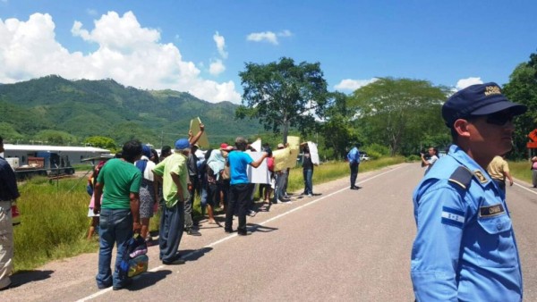 Honduras: Protestan familias de presos en El Pozo y piden visita para los reclusos