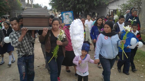 Comayagua da último adiós al pequeño Exequiel Alexander