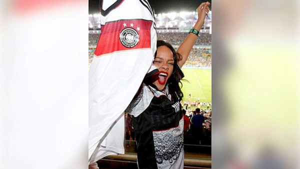 El alocado festejo de Rihanna en la final del Mundial