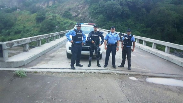 Continúa alerta en fronteras por fuga de mareros en El Salvador