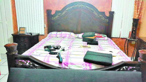 Detectan a mareros que sacan millones escondidos en caletas