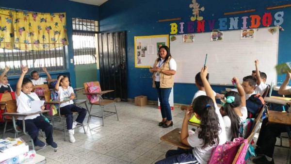 Educación motiva a los escolares a cuidar el ambiente con el reciclaje