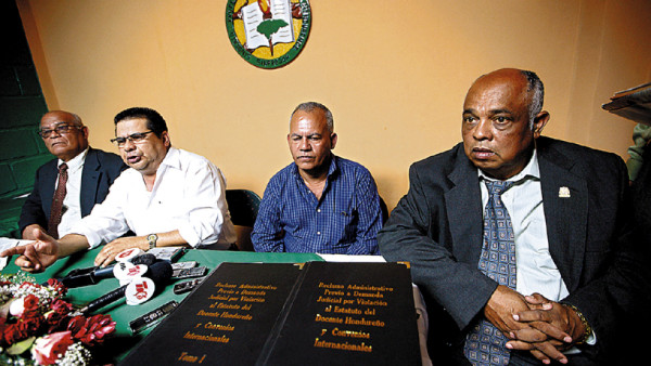 Marlon Escoto: Pretendido ajuste salarial de maestros es 'irracional”