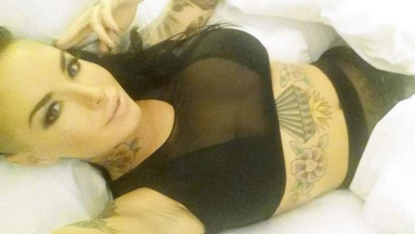 Reconocido peleador propina golpiza a su novia