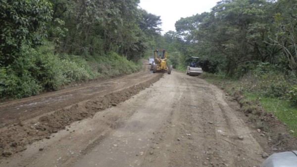 Vientos rachados, deslizamientos y sequía azotan a vecinos de La Paz