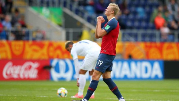 FOTOS: Llanto, tristeza y frustración dejó la paliza 12-0 que recibió Honduras vs Noruega