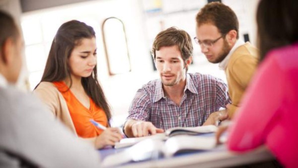 Siga estos 5 trucos para aprender a hablar Inglés fácil y rápido