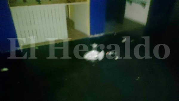 Honduras: Saquean discoteca de argentino capturado en Roatán