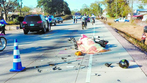 Fallece cantante de freestyle tras chocar en su moto