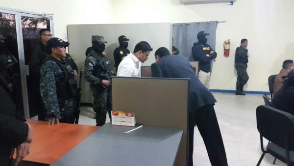 Auto de formal procesamiento para expolicía y alcalde de Talanga