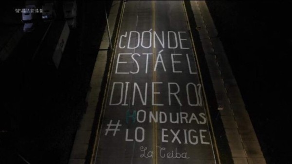 FOTOS: Se expande por toda Honduras la pregunta '¿Dónde está el dinero?'