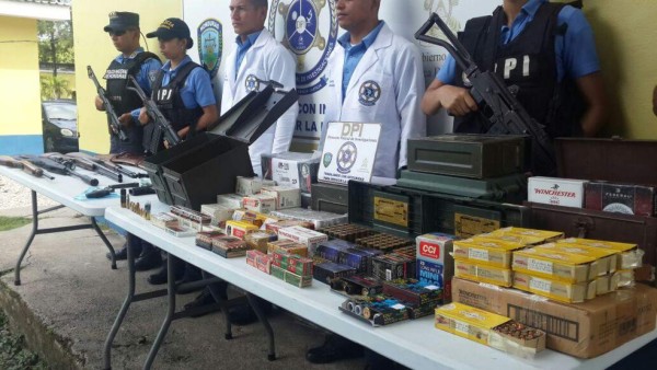 Honduras: Como encomienda venían armas, munición y explosivos