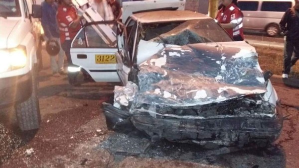 Dos muertos y varios heridos deja accidente frente al Banco Central de Honduras (BCH)