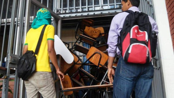 Estudiantes continúan tomas de edificios de la UNAH