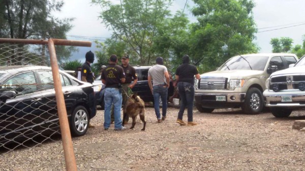 Cae supuesta banda criminal y les incautan droga en la Cerro Grande