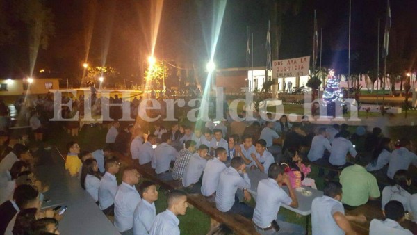 Honduras: Estudiantes de la Universidad Nacional de Agricultura celebran Navidad &nbsp;