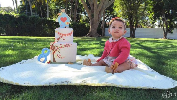 La doble de Adamari López está igualita a ella