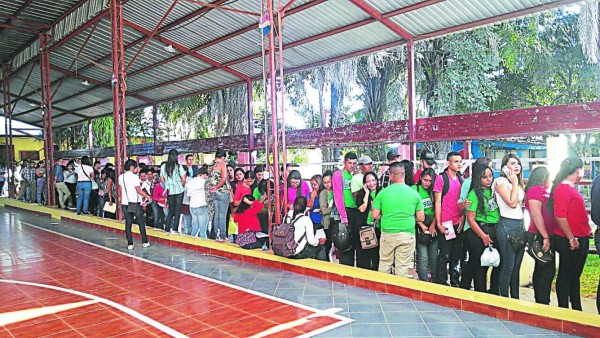 Diputado Rodimirio Mejía: 'Si Marlon Escoto se pone en rebeldía, se le aplicará la ley por desacato”