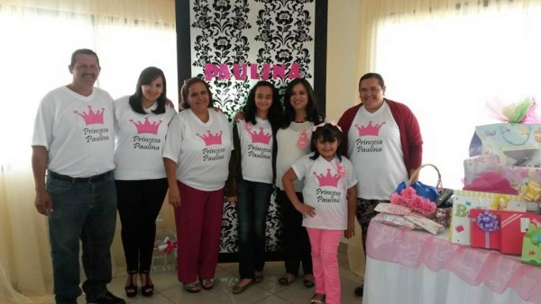 Reunión prenatal para Paulina Tinoco