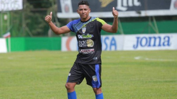 Jugador del Real de Minas, Luis Guzmán, internado por covid-19