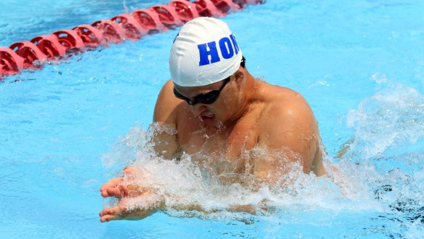 Honduras se baña de oro en natación