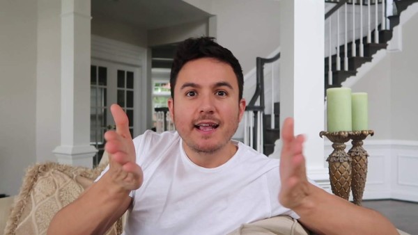 Ronald Moscoso, el novio que Pautips le habría robado a Rawvana