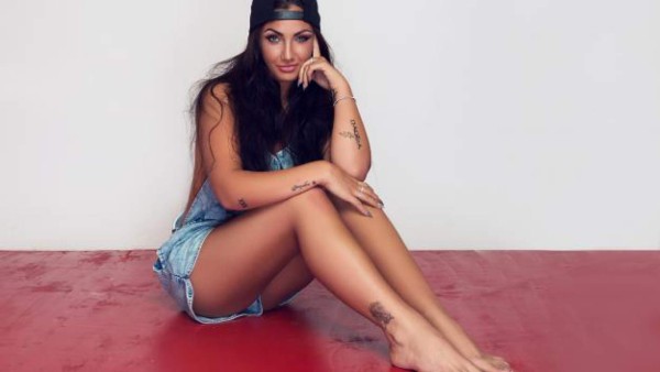 La hermosa heredera de Lamborghini conquista MTV &nbsp;&nbsp;