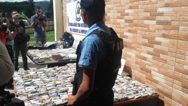 Desmantelan centro de distribución de drogas y cobro de extorsión