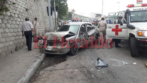 FOTOS: El drama tras accidente de rastra que dejó un muerto en El Carrizal