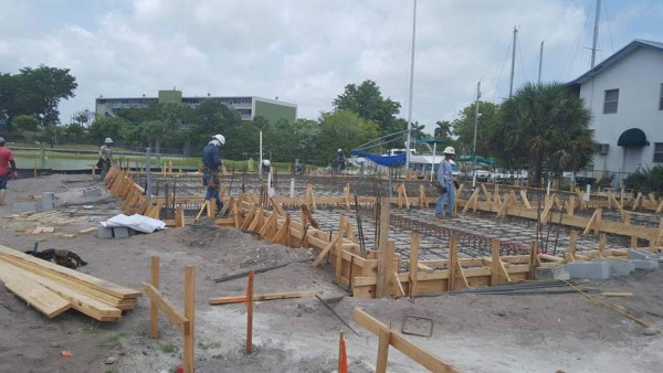 Hondureños ponen en alto nombre de su patria con su trabajo