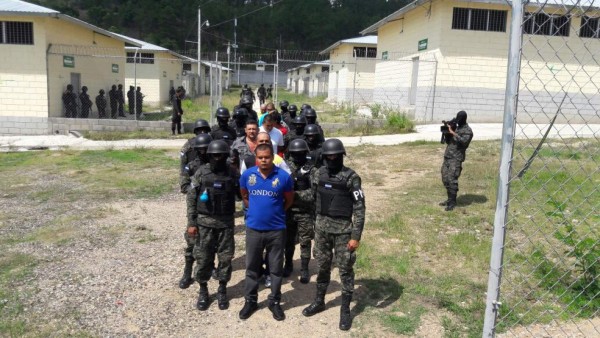 Hasta se desmayaron los reos al llegar a la cárcel El Pozo II