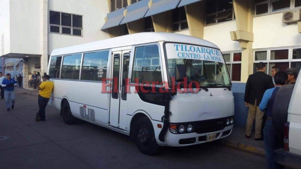 Atentan contra conductor de bus rapidito y se traslada malherido al Hospital Escuela Universitario