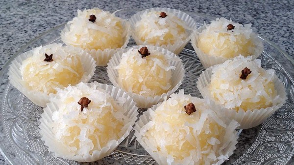 Le decimos cómo hacer unos ricos brigadeiros de coco