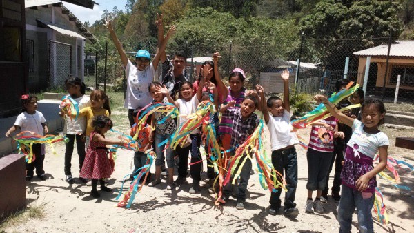 Por año unos 4,000 jóvenes son cautivados por el arte y la cultura