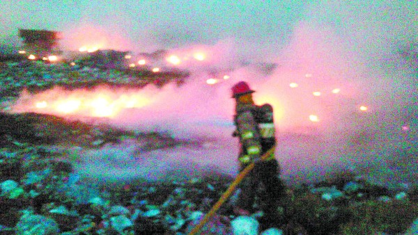 Pavoroso incendio en crematorio de La Paz