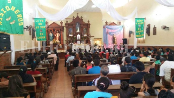 Último adiós a hermanos que murieron al caer a quebrada en sector Bañaderos, Comayagua