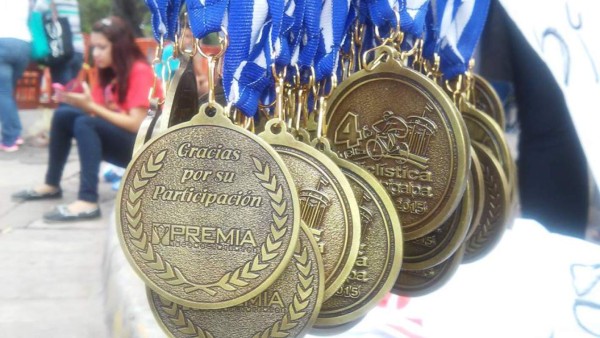 ‪Las mejores fotos de la #‎4tavueltaciclistica del Heraldo