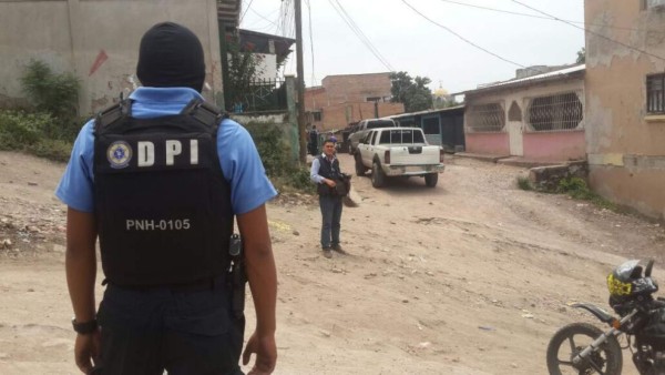 Capturas y decomiso de droga en operativos en colonia 3 de mayo