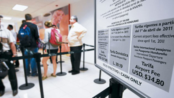 Viajeros financiarán aeropuerto Palmerola