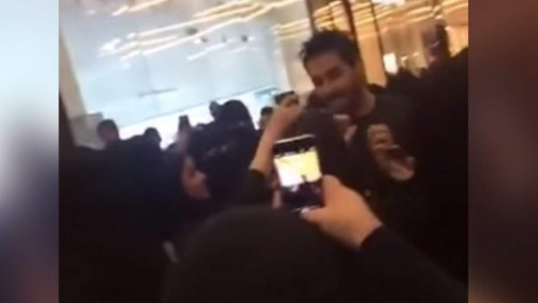 Arrestan a actor por ser ‘demasiado guapo’